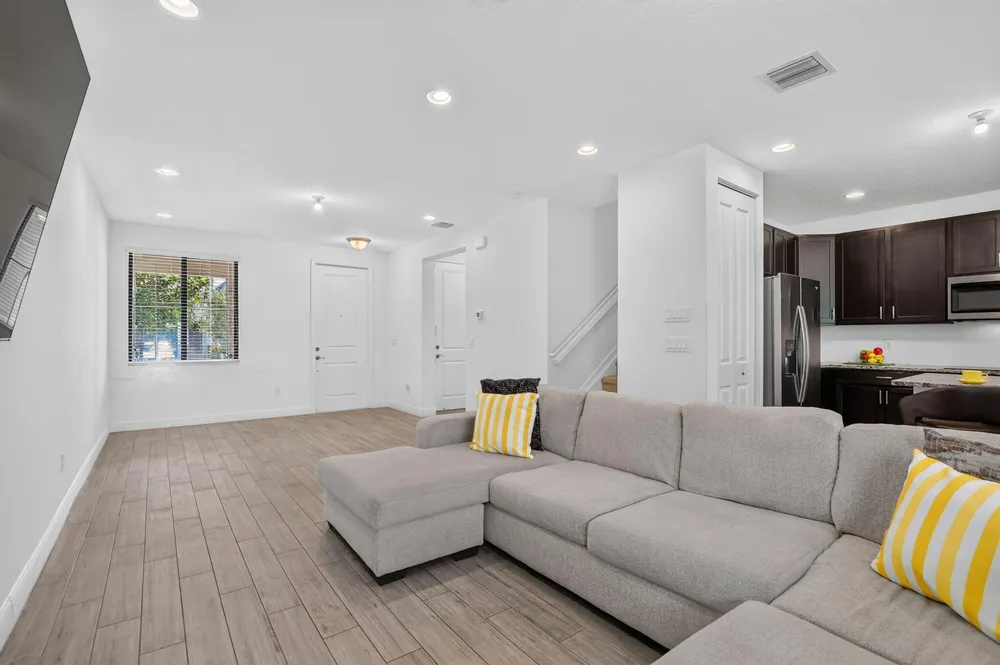 357 NW 36th Ave, Pompano Beach, FL 33069