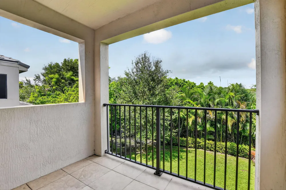 357 NW 36th Ave, Pompano Beach, FL 33069