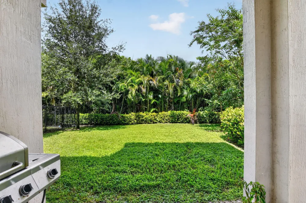 357 NW 36th Ave, Pompano Beach, FL 33069
