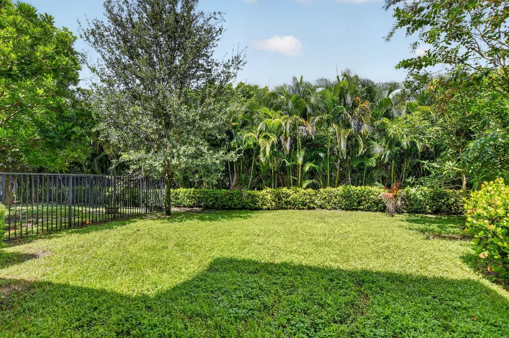 357 NW 36th Ave, Pompano Beach, FL 33069