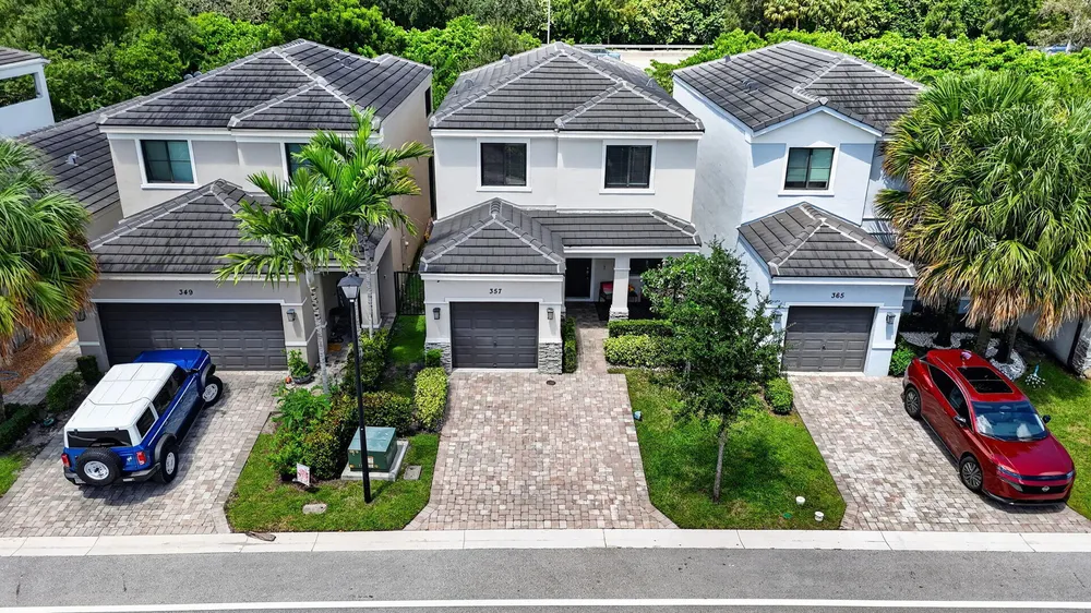 357 NW 36th Ave, Pompano Beach, FL 33069