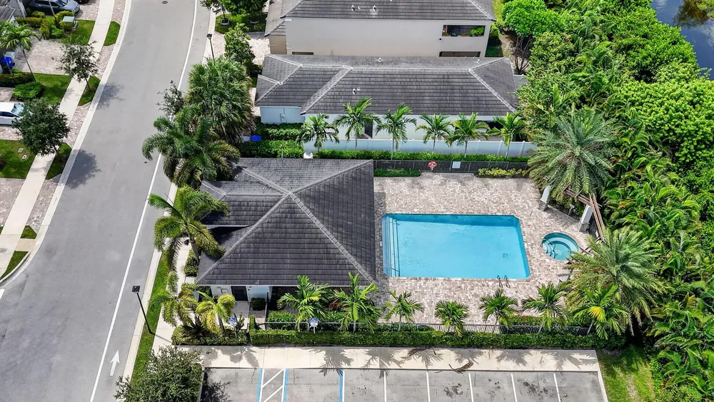 357 NW 36th Ave, Pompano Beach, FL 33069