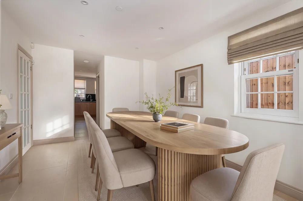 Angelo Mews, London, SW16