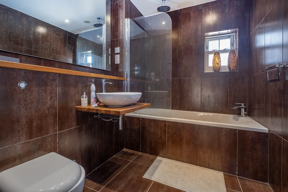 Angelo Mews, London, SW16
