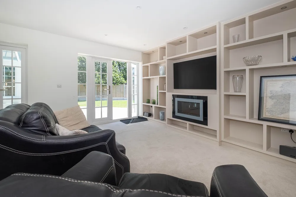 Angelo Mews, London, SW16