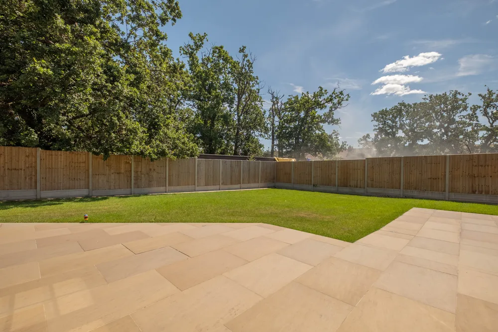 Angelo Mews, London, SW16