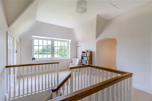 Vicarage Hill, Loxwood, RH14 photo 9
