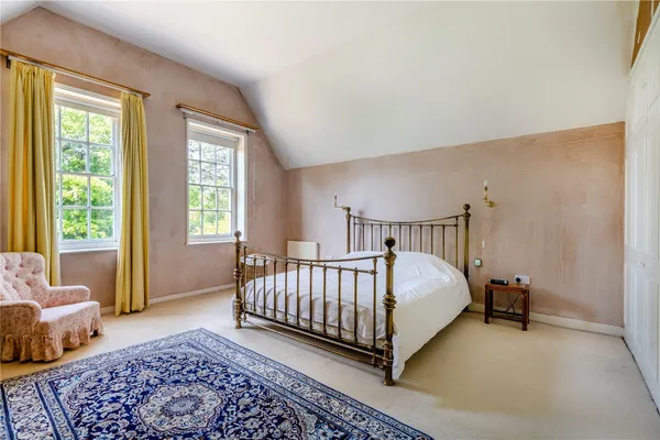 Vicarage Hill, Loxwood, RH14 photo 10