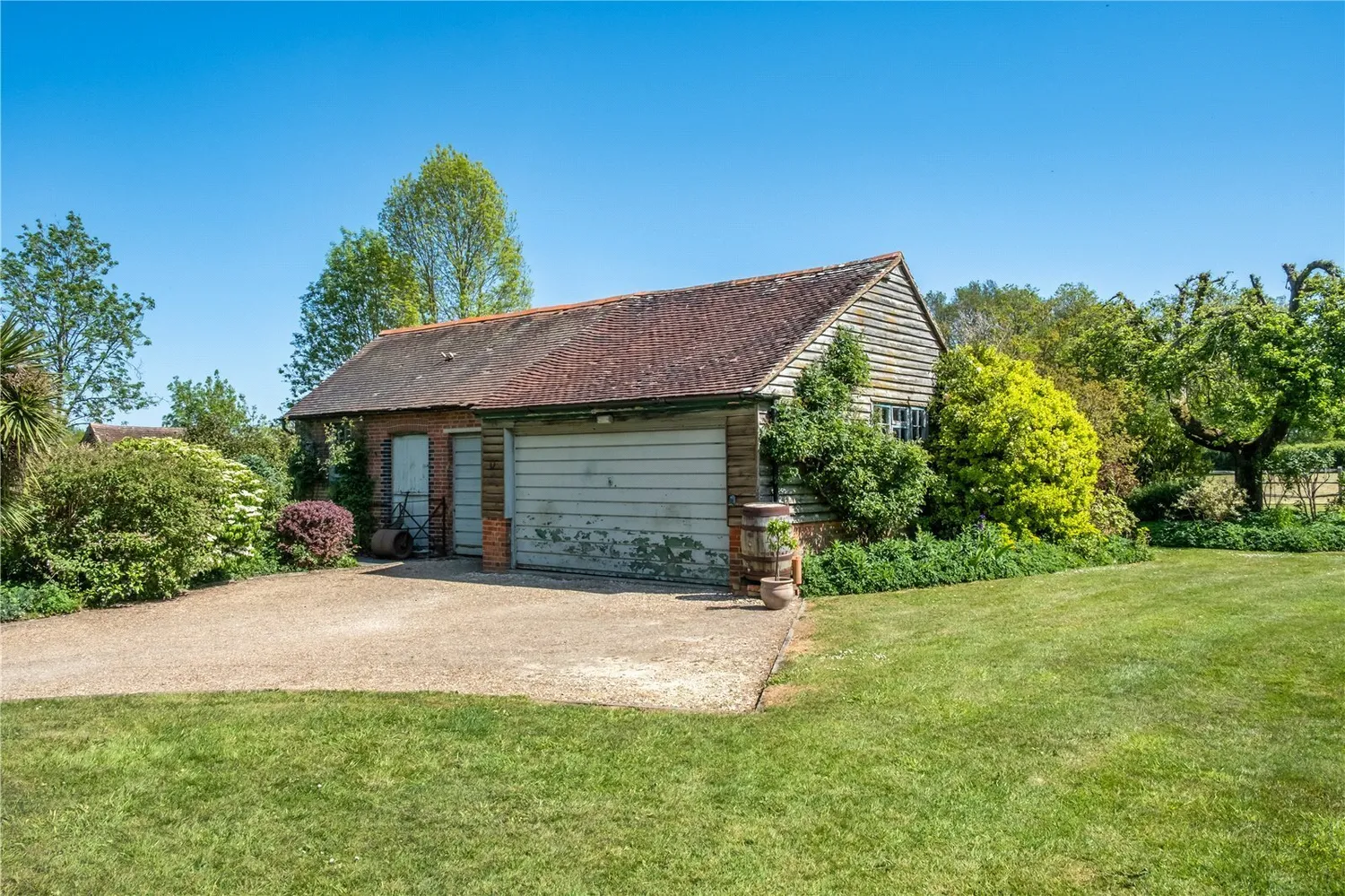 Vicarage Hill, Loxwood, RH14 photo 12