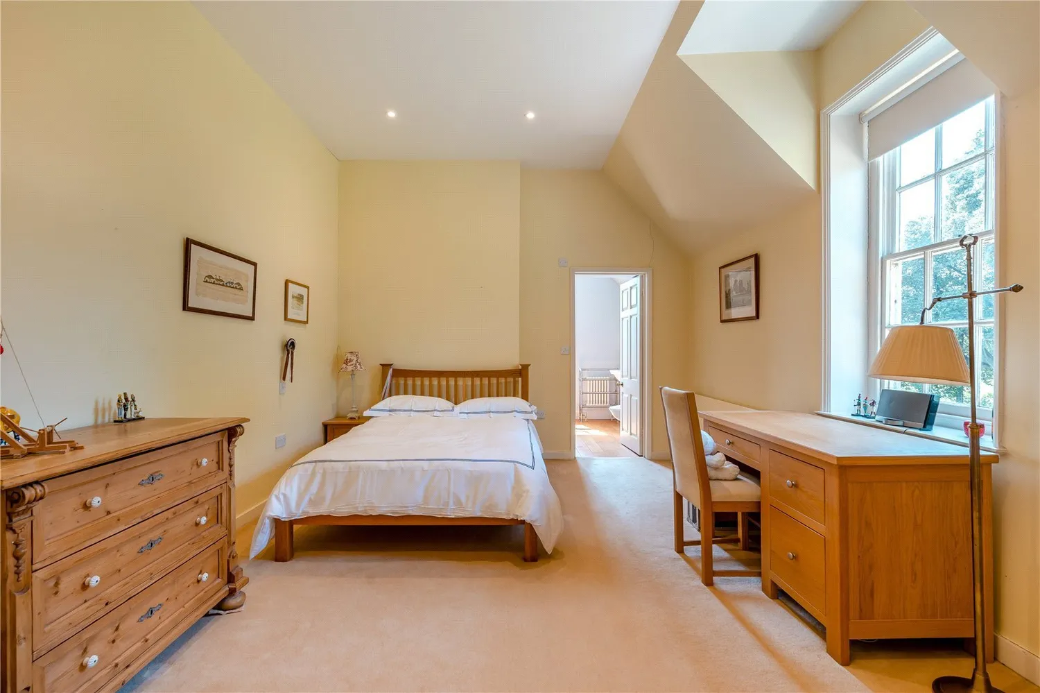 Vicarage Hill, Loxwood, RH14 photo 15