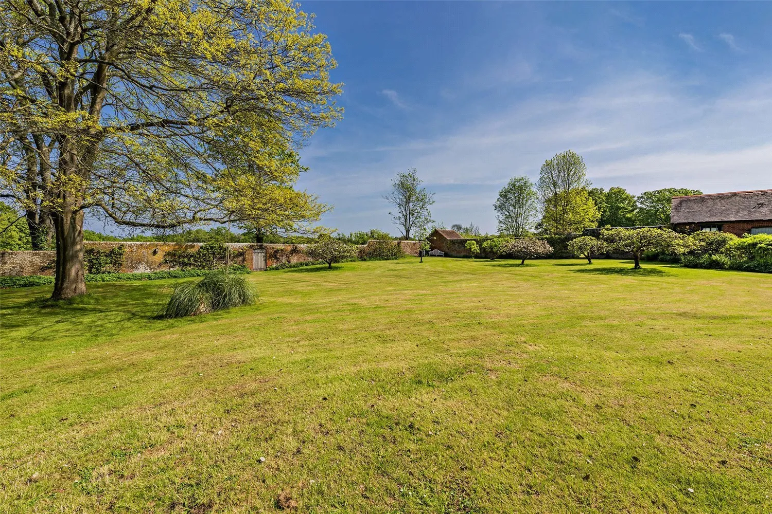 Vicarage Hill, Loxwood, RH14 photo 21