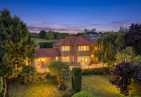 Blackwood Road, Pontllanfraith, NP12