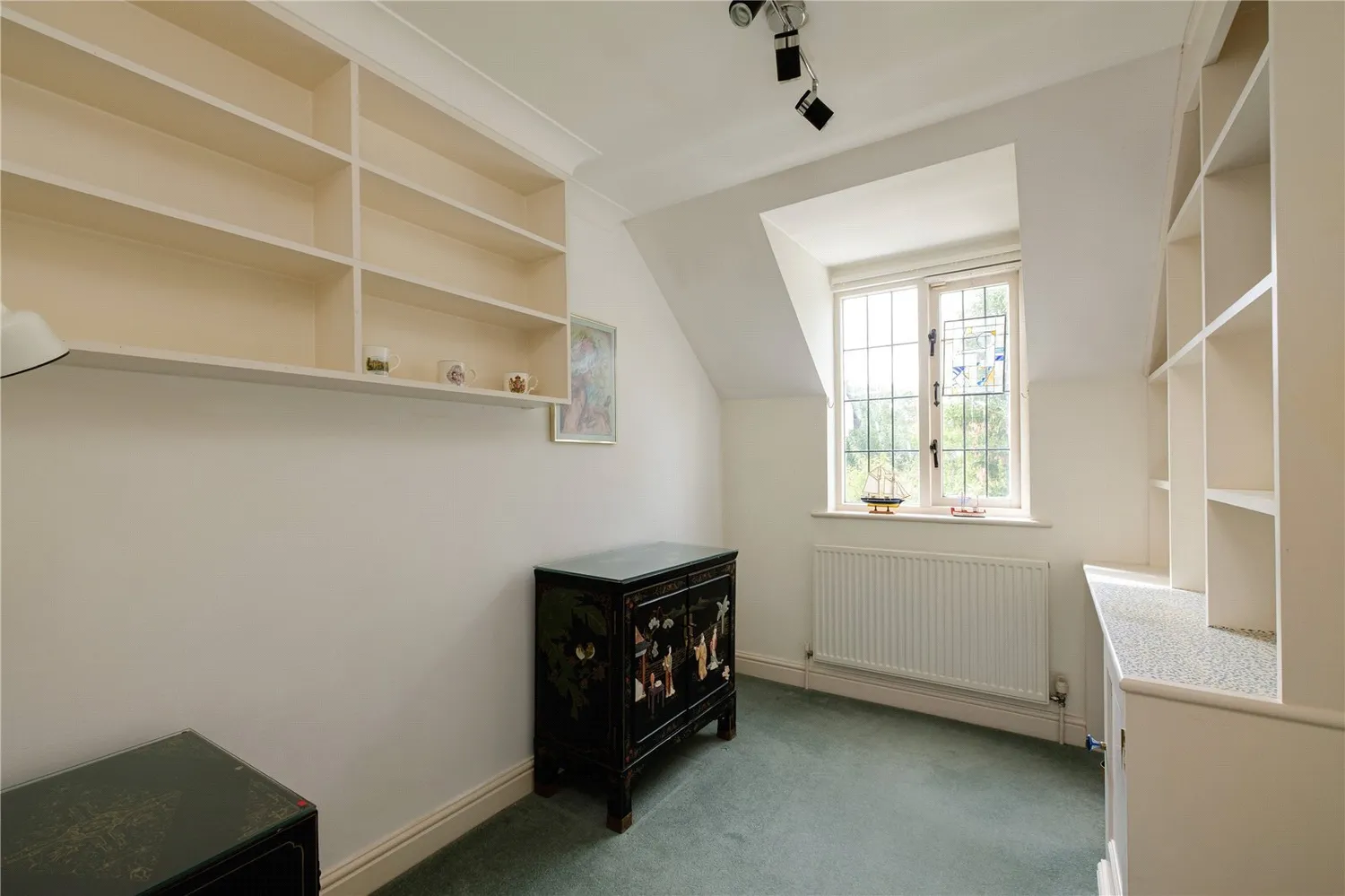 Long Street, Sherborne, DT9 photo 11