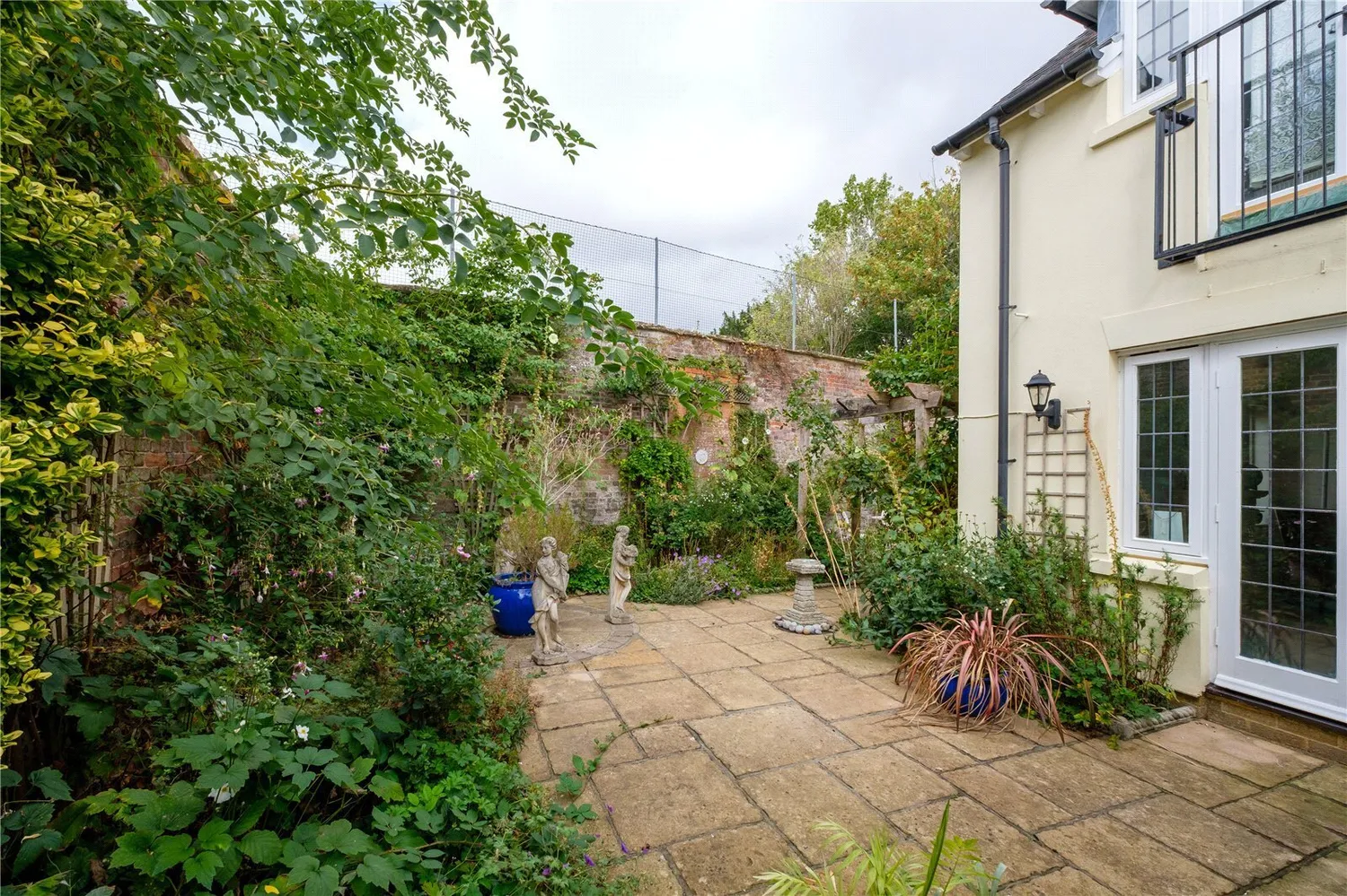 Long Street, Sherborne, DT9 photo 13