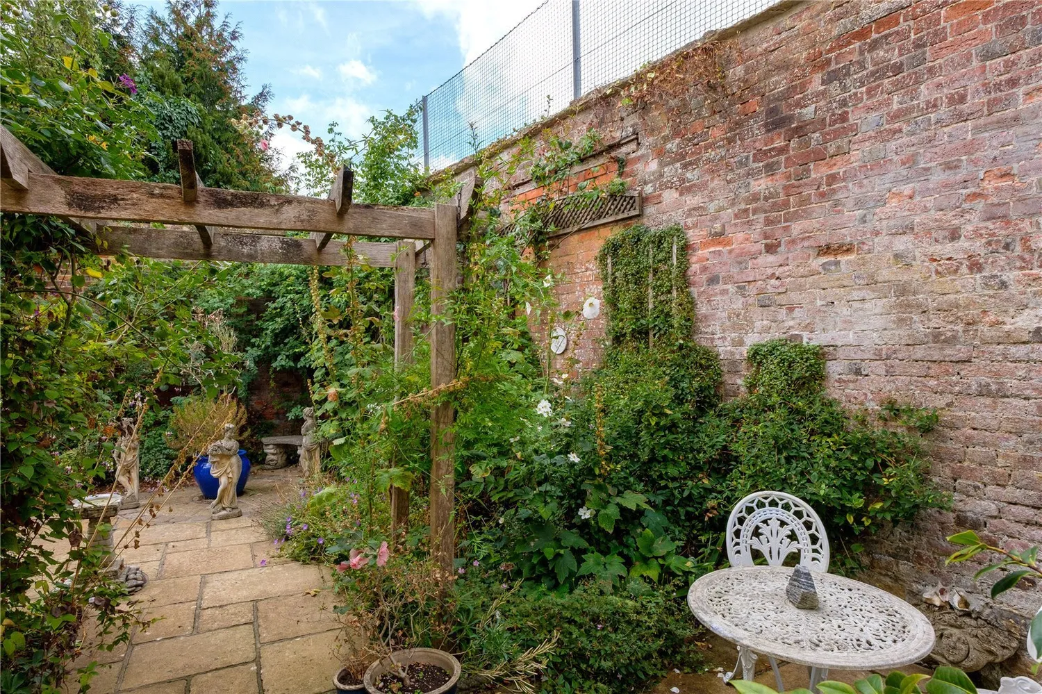 Long Street, Sherborne, DT9 photo 14