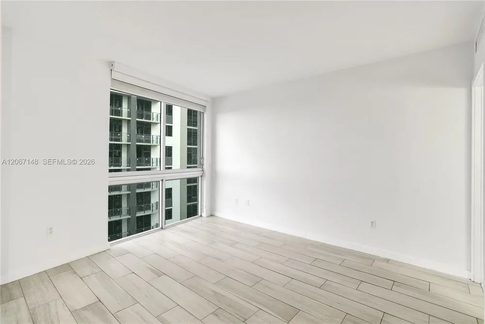 1010 SW 2nd Ave, Miami, FL 33130