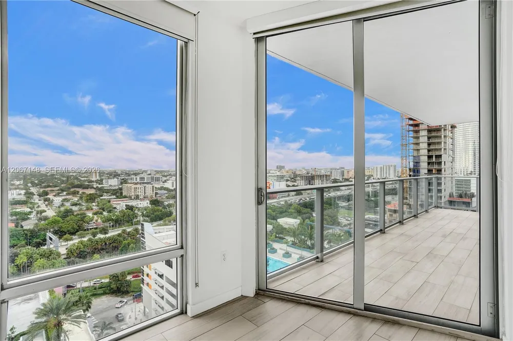 1010 SW 2nd Ave, Miami, FL 33130
