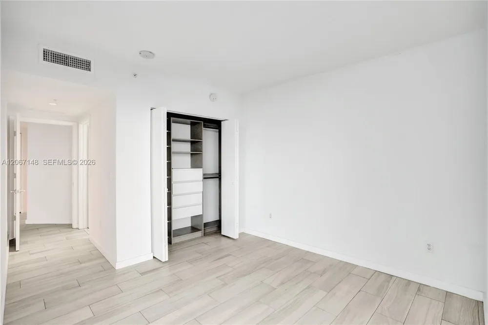 1010 SW 2nd Ave, Miami, FL 33130