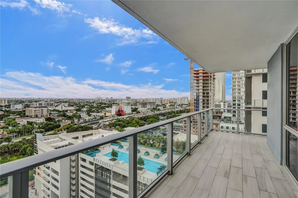 1010 SW 2nd Ave, Miami, FL 33130