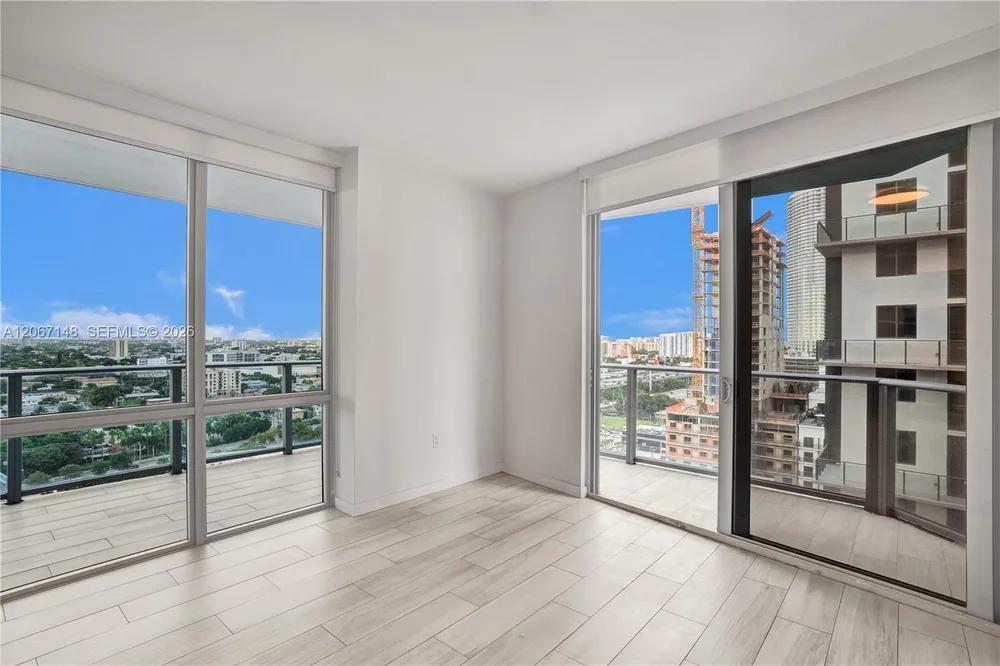 1010 SW 2nd Ave, Miami, FL 33130