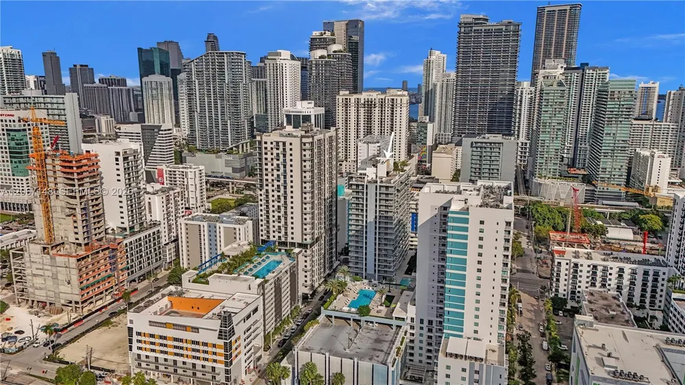 1010 SW 2nd Ave, Miami, FL 33130