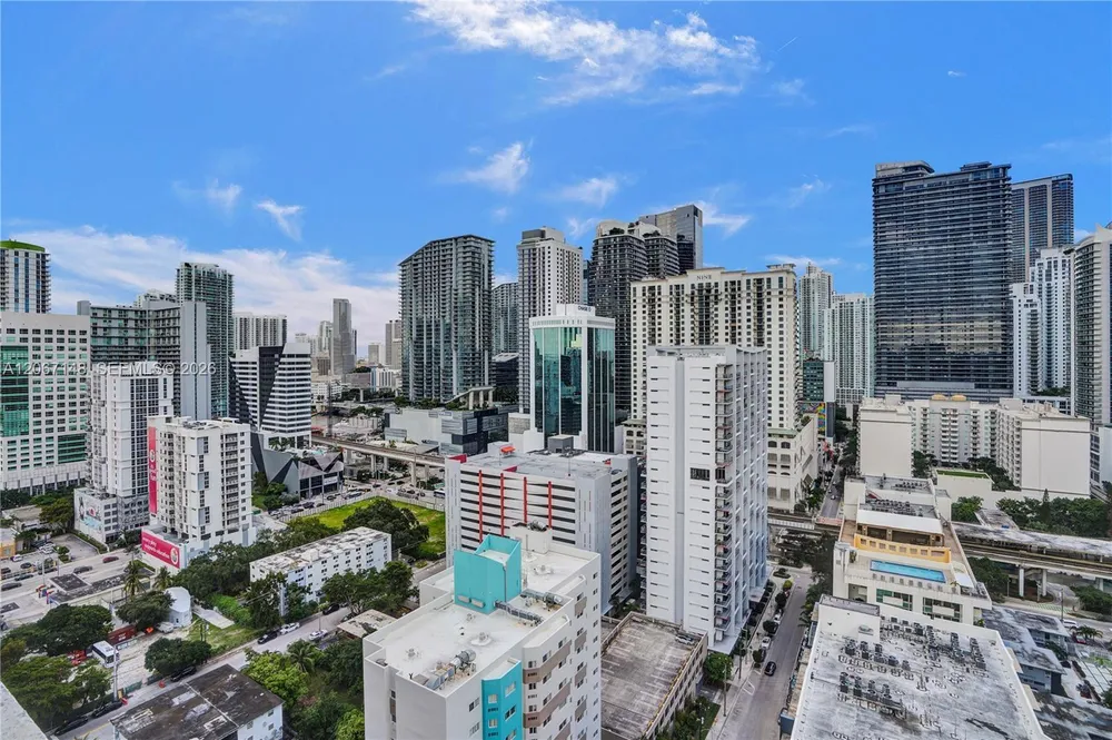 1010 SW 2nd Ave, Miami, FL 33130