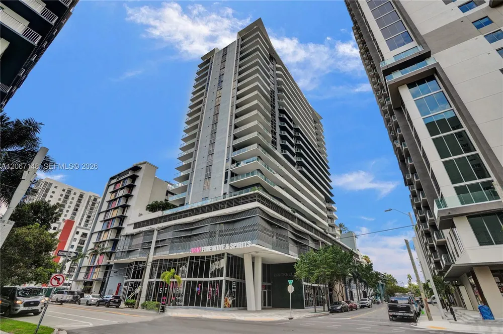 1010 SW 2nd Ave, Miami, FL 33130