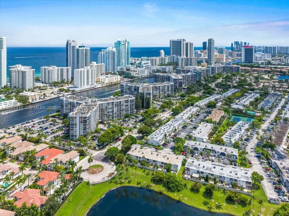 800 Parkview Dr, Hallandale Beach, FL 33009