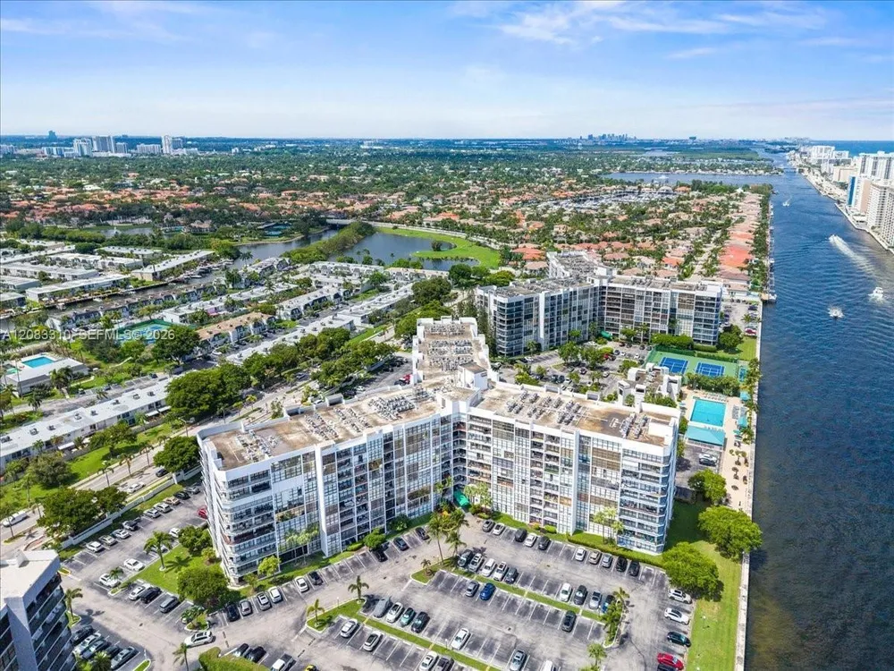 800 Parkview Dr, Hallandale Beach, FL 33009