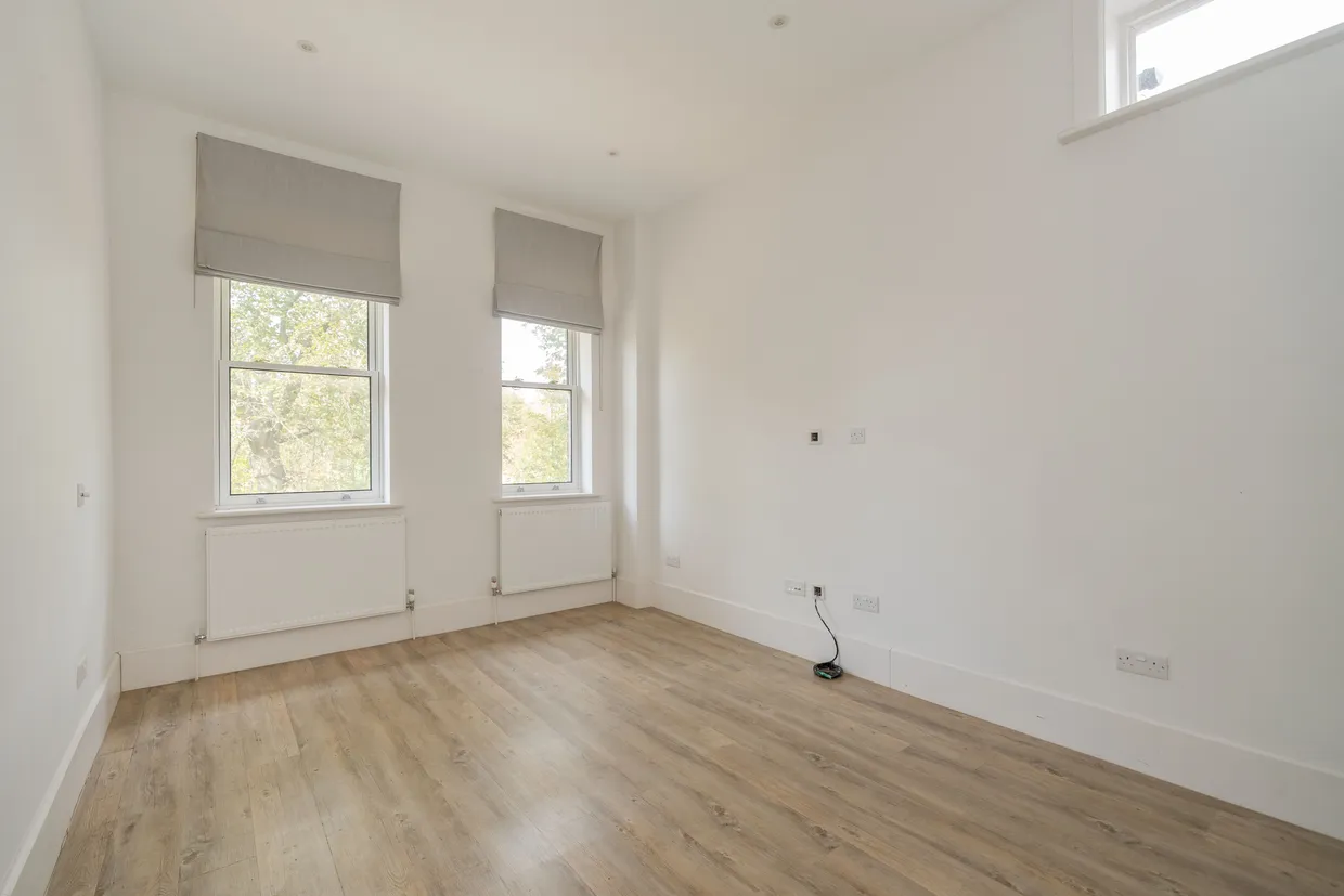 Gunnersbury Avenue, Ealing, W5 photo 6