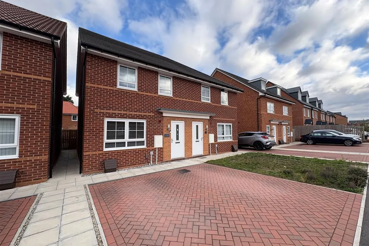 Riverside Lane, DONCASTER