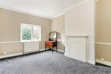 Brighton Road Purley CR8 photo 4