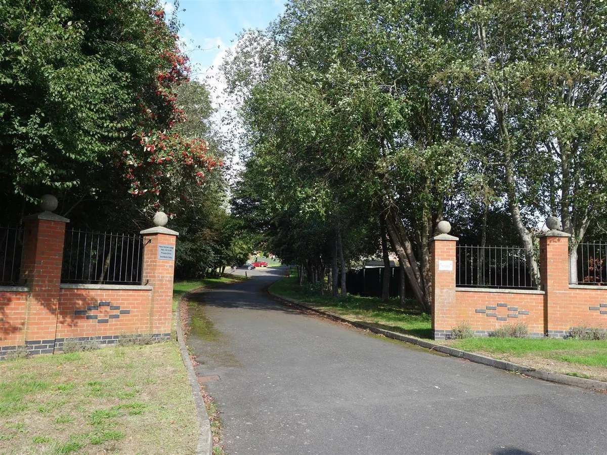 NEW DORIAN LODGE, DALBY ROAD, MELTON MOWBRAY