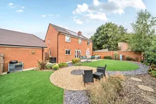 Westbroke Way, Farnham, GU10 photo 8
