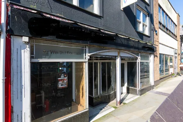 Bangor Street, Caernarfon, Gwynedd, LL55