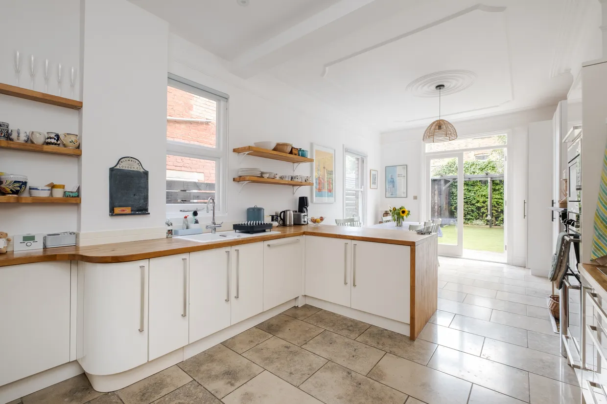 Victoria Road, London, N22 photo 9