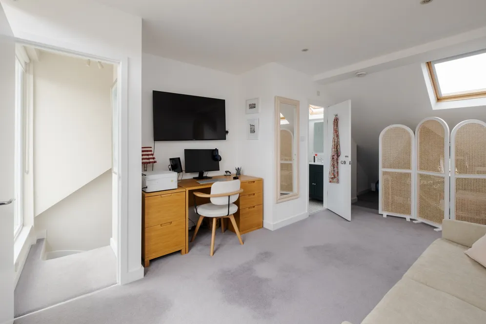 Victoria Road, London, N22 photo 19