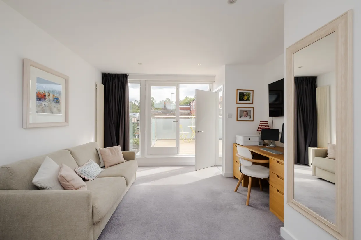 Victoria Road, London, N22 photo 20