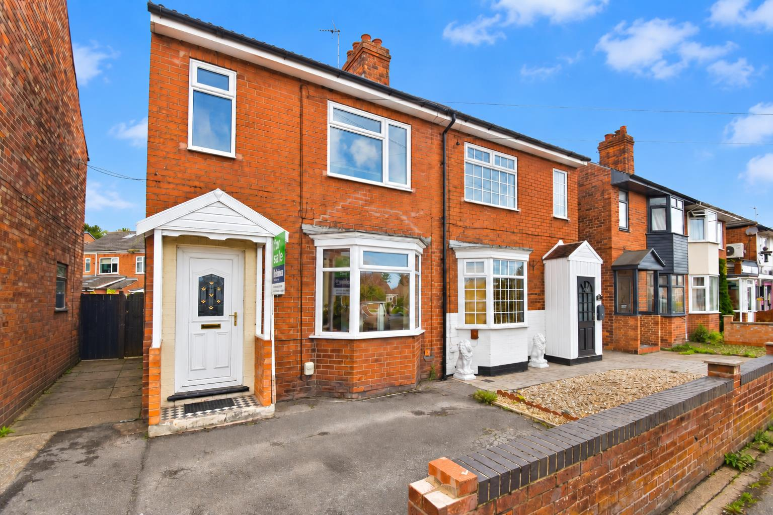 New Village Road, Cottingham Image 1