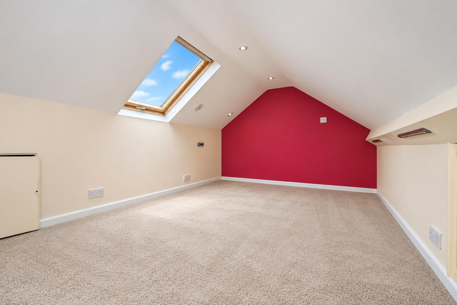 New Village Road, Cottingham Image 13
