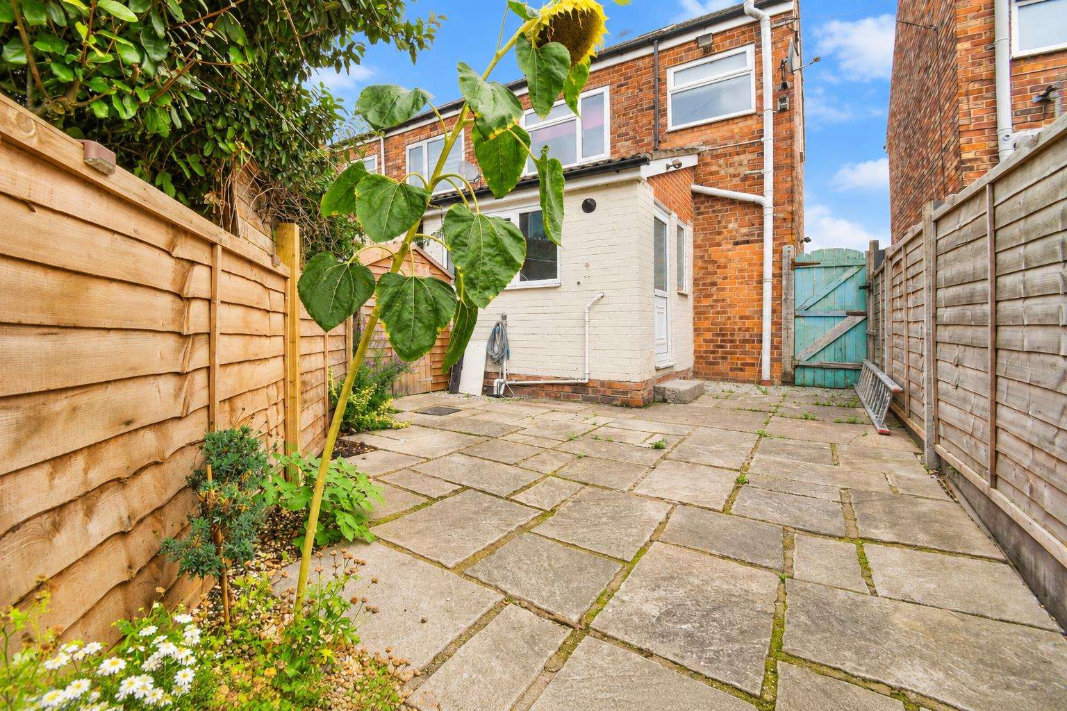 New Village Road, Cottingham Image 14