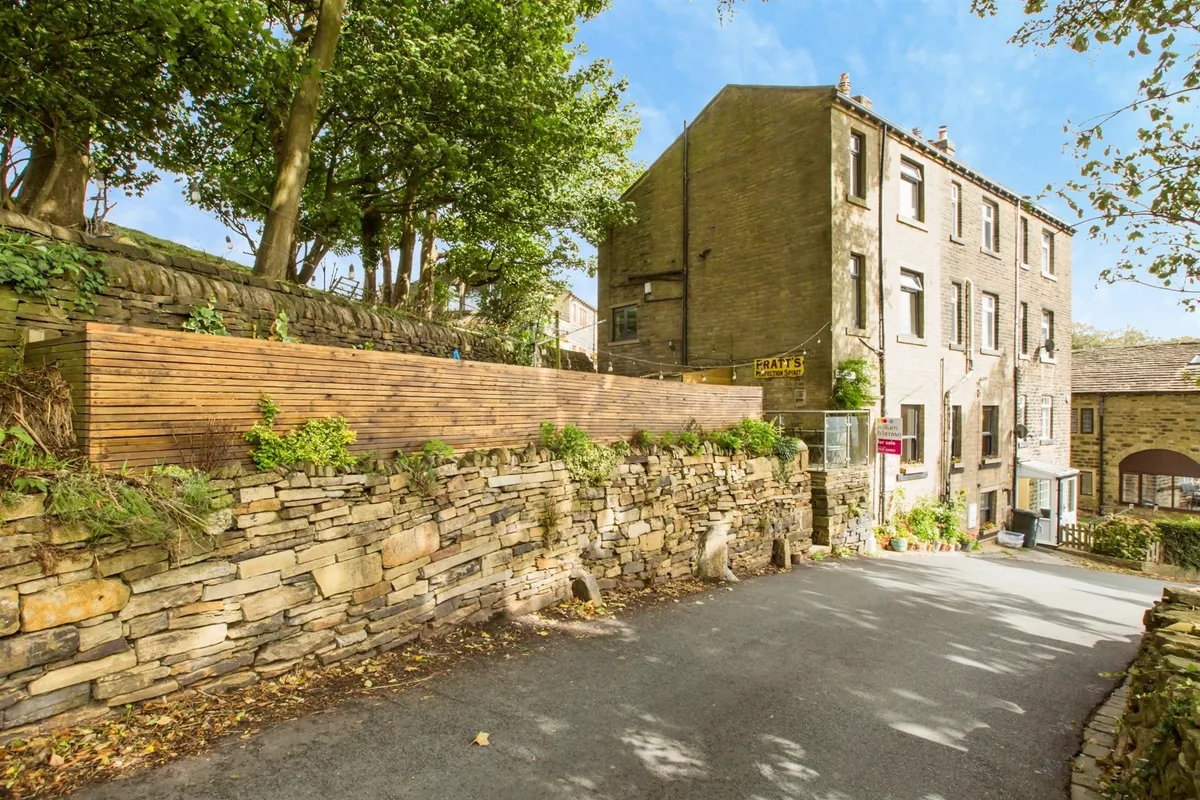 Green Hill, Warley, Halifax