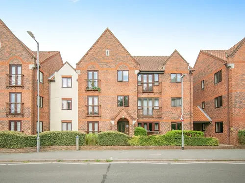 Tynedale Square, Highwoods, Colchesterphoto