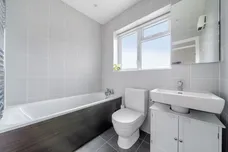 Oatlands Drive, Weybridge, KT13 photo 17