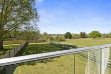 Greenacres Park, Storrington, RH20 photo 14