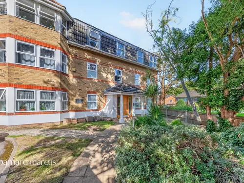 St. Augustines Avenue, SOUTH CROYDONphoto