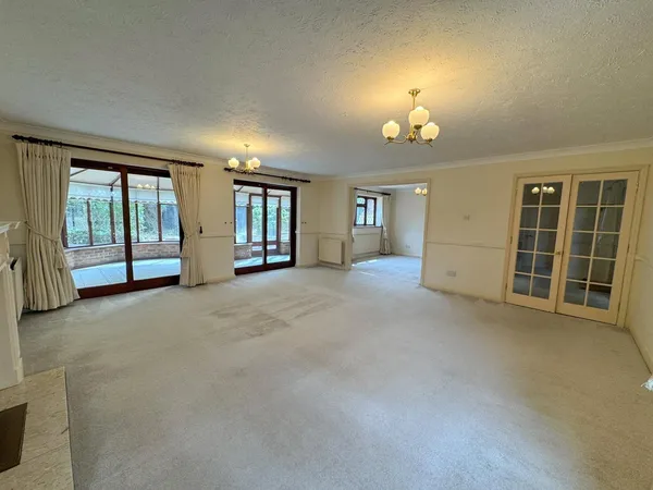 Forest End, Kennett, CB8 photo 3
