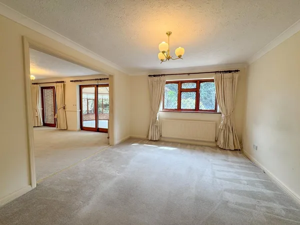 Forest End, Kennett, CB8 photo 7