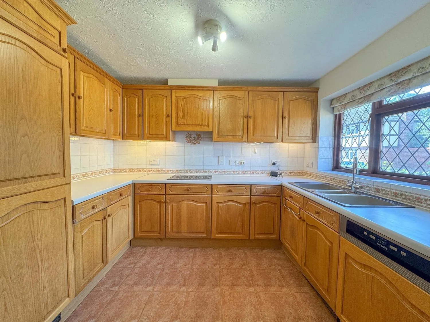 Forest End, Kennett, CB8 photo 9