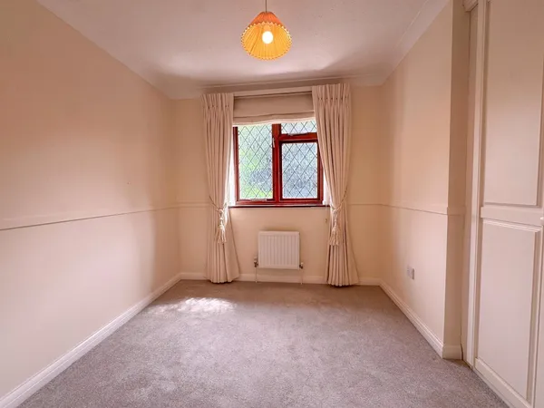 Forest End, Kennett, CB8 photo 25